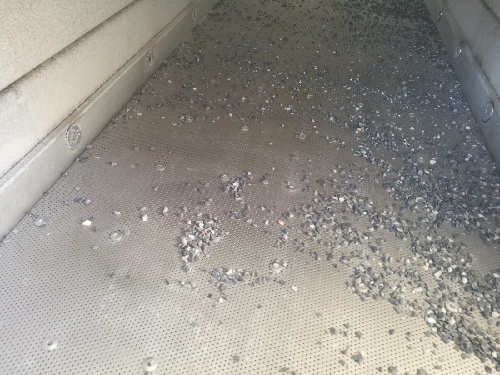 Construcție Robustă a Uscătoarelor Vibratoare pentru Coji de Ouă